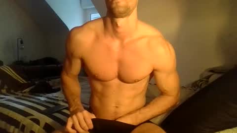 Snapshot of man_for_man69 chatting on 10.08.25 man for man69 online show from 10.08.25