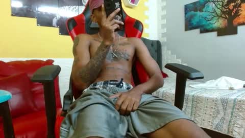 man_san11 online show from 11.26.25