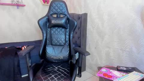 man_san11 online show from 12.14.25