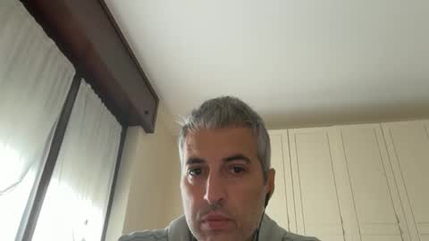 Snapshot of manager82 chatting on 10.01.25 manager82 online show from 10.01.25