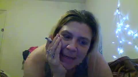 mindy22 online show from 12.25.24