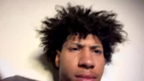 Snapshot of mandingoomann5 chatting on 11.14.25 MandingooMann online show from 11.14.25