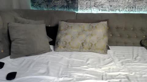 Mandy  online show from 01.16.25