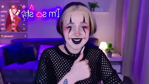 Luna online show from 12.21.25