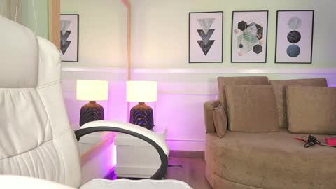 Mandy Collins online show from 03.20.26