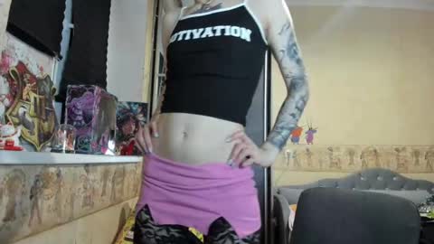 Snapshot of mandyshine chatting on 05.01.26 Mandy online show from 05.01.26