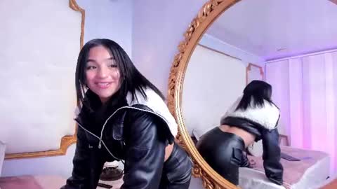 manelyk_evanss online show from 07.17.26