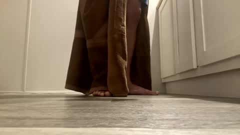 Snapshot of mani4sexy chatting on 12.23.24 Mani4sexy online show from 12.23.24