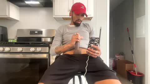 Snapshot of mani4sexy chatting on 02.28.25 Mani4sexy online show from 02.28.25