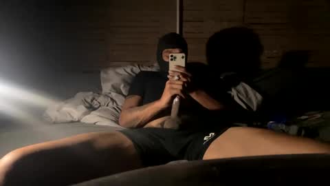 Snapshot of mani4sexy chatting on 10.03.25 Mani4sexy online show from 10.03.25