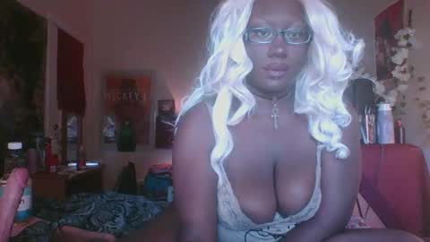 manicpixiedreamgirl666 online show from 09.13.25