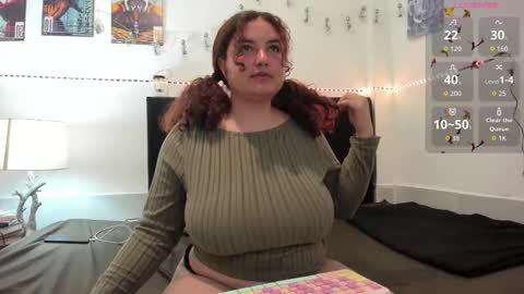 MOLLY online show from 09.14.25