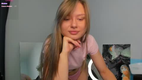 Snapshot of manita_misti chatting on 06.17.26 Manita online show from 06.17.26