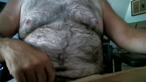 Snapshot of manleg439 chatting on 10.17.25 manleg439 online show from 10.17.25