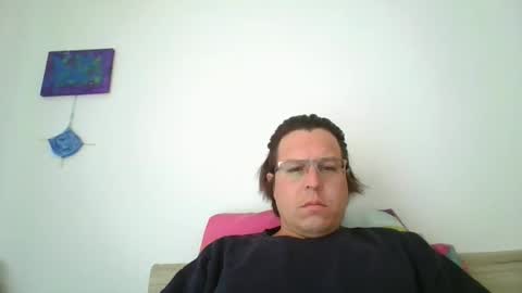Snapshot of manncr chatting on 05.18.26 manncr online show from 05.18.26