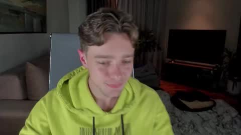 Snapshot of mannyforreal chatting on 09.25.25 mannyforreal online show from 09.25.25