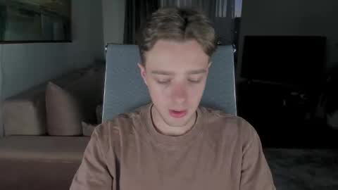 Snapshot of mannyforreal chatting on 09.28.25 mannyforreal online show from 09.28.25