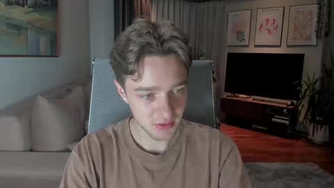 Snapshot of mannyforreal chatting on 10.16.25 mannyforreal online show from 10.16.25