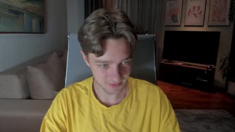 Snapshot of mannyforreal chatting on 10.22.25 mannyforreal online show from 10.22.25