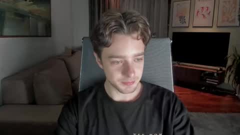 Snapshot of mannyforreal chatting on 11.09.25 mannyforreal online show from 11.09.25