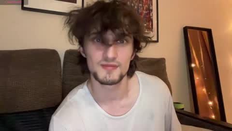 Snapshot of manolein chatting on 01.06.25 manolein online show from 01.06.25