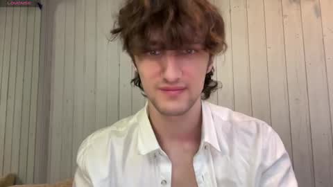 Snapshot of manolein chatting on 01.11.25 manolein online show from 01.11.25