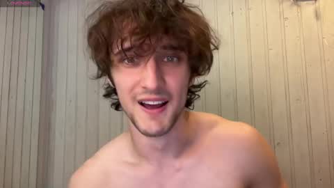 Snapshot of manolein chatting on 01.14.25 manolein online show from 01.14.25