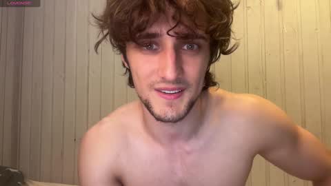 Snapshot of manolein chatting on 01.25.25 manolein online show from 01.25.25