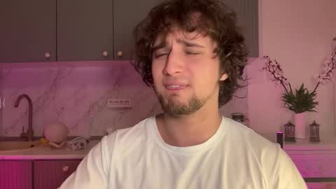 Snapshot of manolein chatting on 11.09.25 manolein online show from 11.09.25