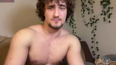 Snapshot of manolein chatting on 02.21.26 manolein online show from 02.21.26