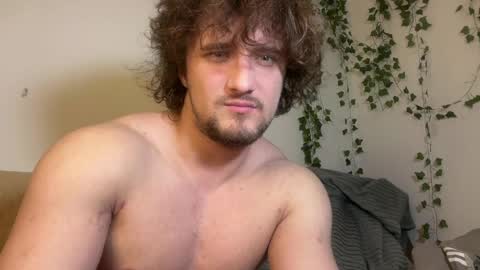 Snapshot of manolein chatting on 04.22.26 manolein online show from 04.22.26