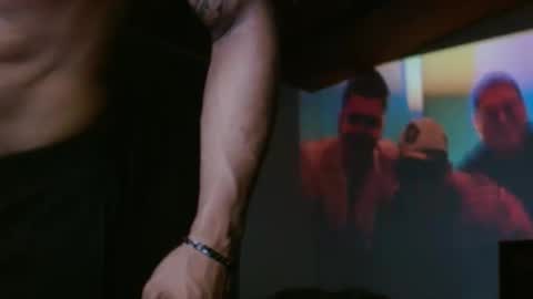 Snapshot of manolofitt chatting on 10.08.25 Manolo online show from 10.08.25