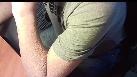 Snapshot of manswed chatting on 02.03.25 manswed online show from 02.03.25