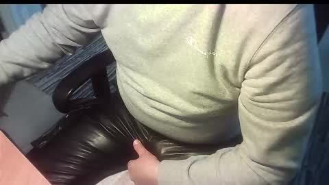 Snapshot of manswed chatting on 02.13.26 manswed online show from 02.13.26