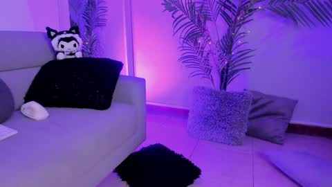 Manu Velez  online show from 12.26.24