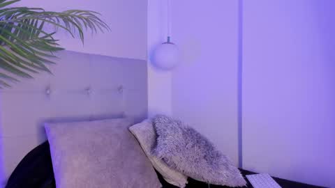 Manu Velez  online show from 01.19.25