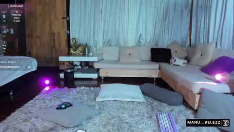 Manu Velez  online show from 09.23.25