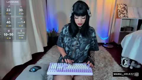 Manu Velez  online show from 10.23.25