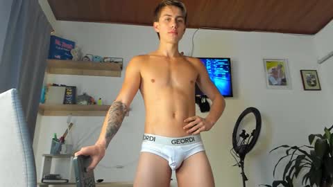 manucute 23  online show from 12.22.25