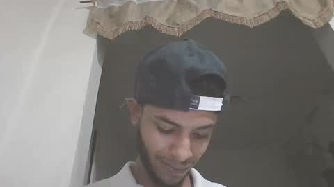 Snapshot of manuel444rl chatting on 02.04.25 Manuel RL online show from 02.04.25