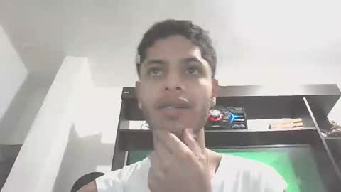 Snapshot of manuel444rl chatting on 02.12.25 Manuel RL online show from 02.12.25