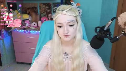 Manuela online show from 03.12.25