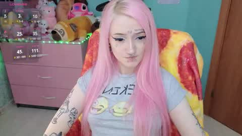 Manuela online show from 12.18.25