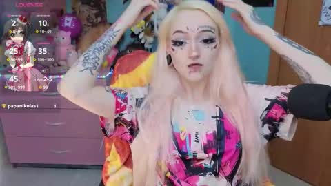 Manuela online show from 02.18.26