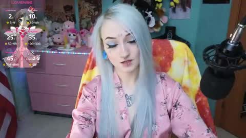 Snapshot of manuela_unicorn chatting on 05.03.26 Manuela online show from 05.03.26