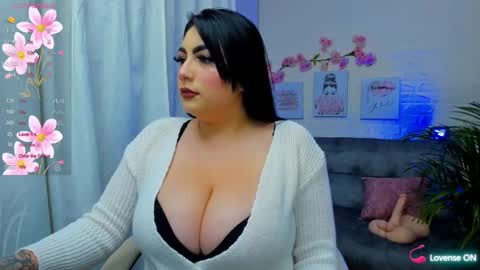 Snapshot of manuella_collins chatting on 02.13.25 manuella_collins online show from 02.13.25