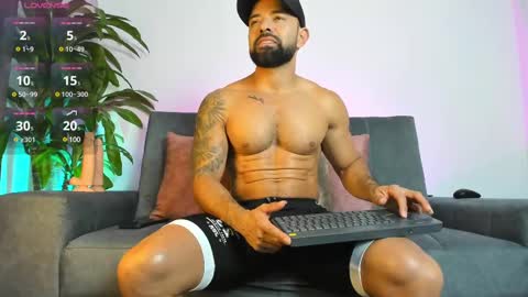 MAOFENIX online show from 03.10.25