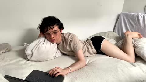 Maple online show from 01.09.25