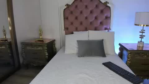 Mara online show from 11.21.25