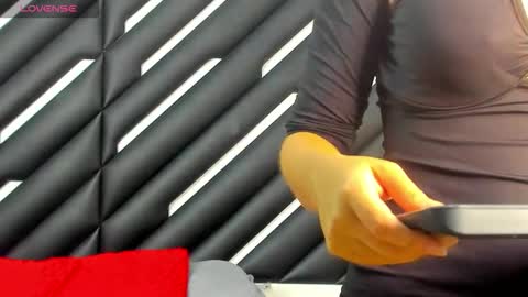 Mara  online show from 02.17.26